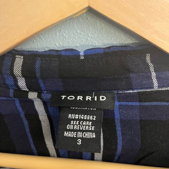 Torrid Button Down Shirt - Picture 2 of 3